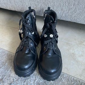 Euphoria black combat boots